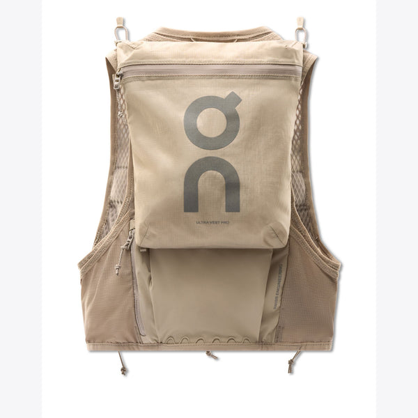 On Ultra Vest Pro(2UF30134353) - Fog