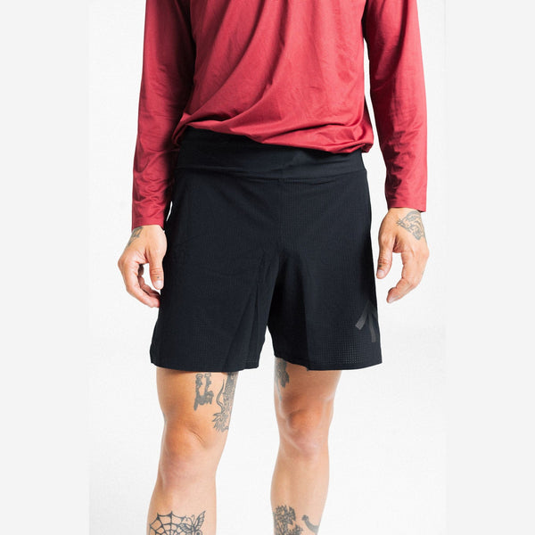 CHANCE AROW Marathon Short v.2 - Black and Black