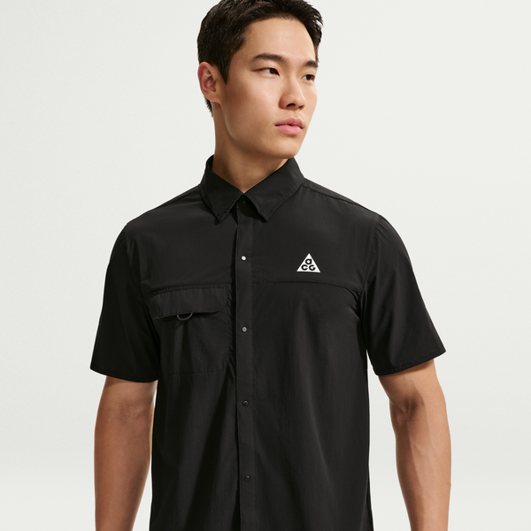 Nike AS M ACG AIREEZ BTN SS(IQ4919) - BLACK/SUMMIT WHITE
