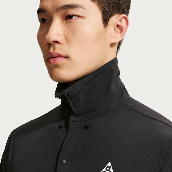 Nike AS M ACG AIREEZ BTN SS(IQ4919) - BLACK/SUMMIT WHITE