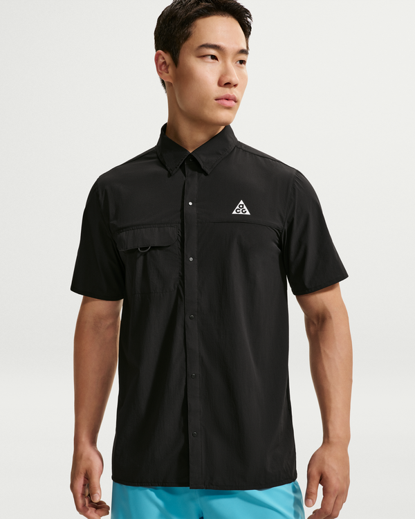 Nike AS M ACG AIREEZ BTN SS(IQ4919) - BLACK/SUMMIT WHITE