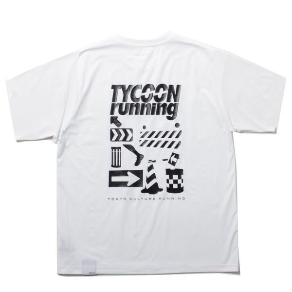 &MOSS DRY TOUCH OVERSIZED T×TYCOONrunning - WHITE