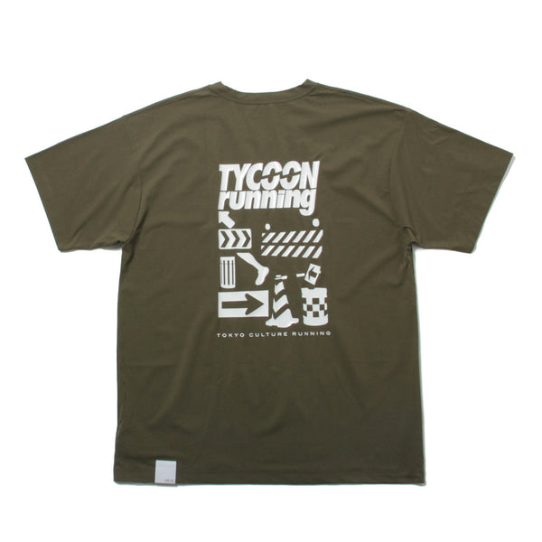 &MOSS DRY TOUCH OVERSIZED T×TYCOONrunning - MOSS