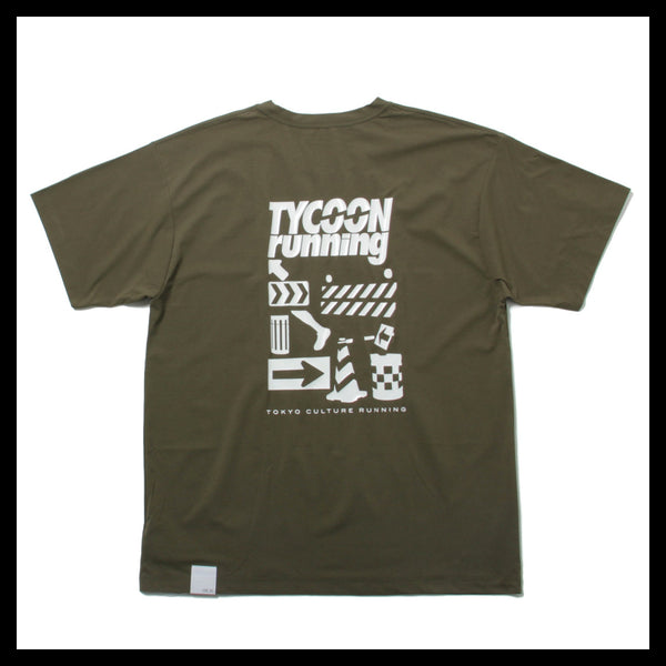 &MOSS DRY TOUCH OVERSIZED T×TYCOONrunning - MOSS