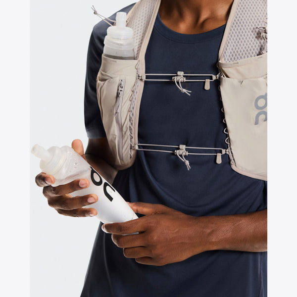 On Ultra Vest Pro(2UF30134353) - Fog